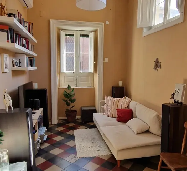 Catania, Sicily 2 beds · 3 workspaces · 130 Mbps WiFi